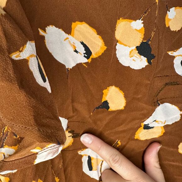 Equipment Tortoise Shell Brown Flower Print Lorainna Silk Mini Dress size Medium - Picture 11 of 16